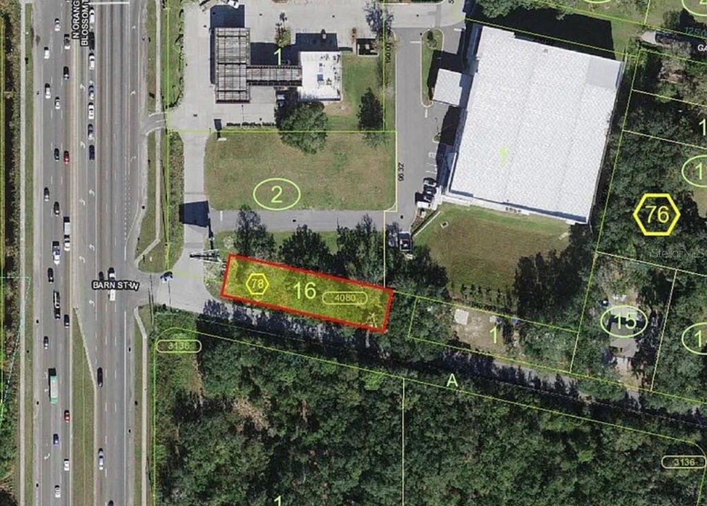 BARN STREET, Kissimmee, FL 34744