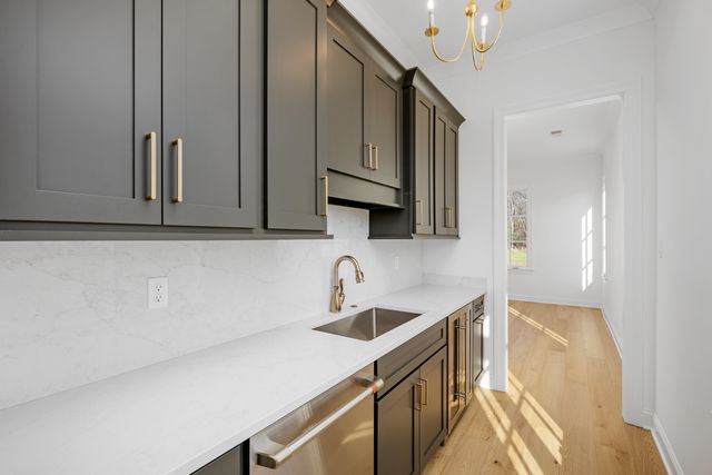 527 BRANGUS VALLEY DR, Unincorporated, TN 38017