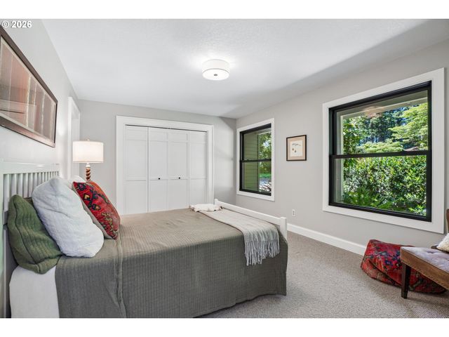 19100 Se DEBORA Dr, Damascus, OR 97089