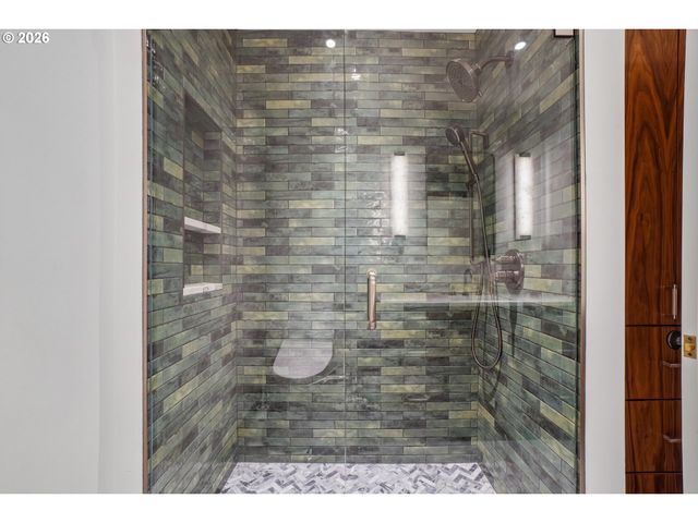 19100 Se DEBORA Dr, Damascus, OR 97089