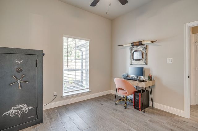 350 Red Top Road, Poolville, TX 76487