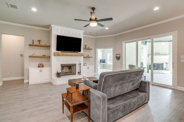 350 Red Top Road, Poolville, TX 76487