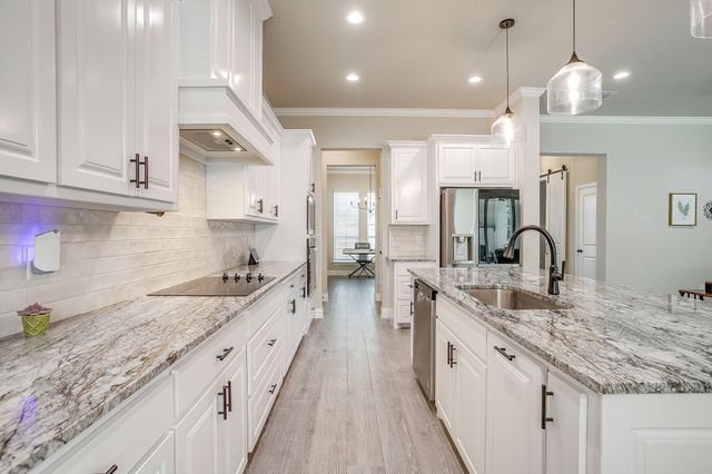 350 Red Top Road, Poolville, TX 76487