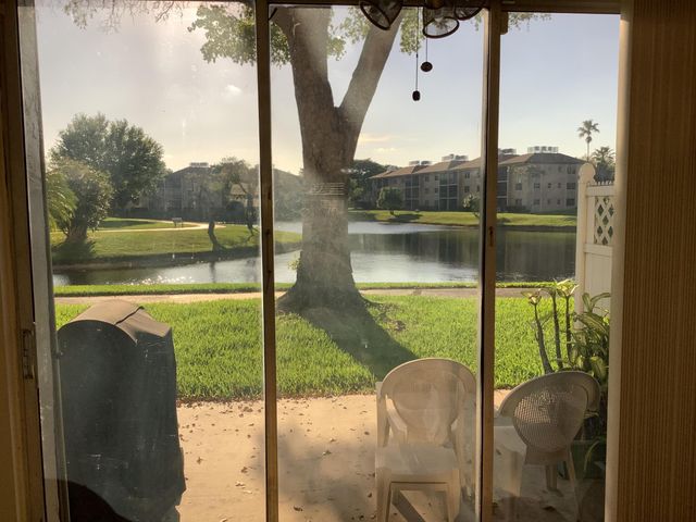 7840 NW 50th Street 107, Lauderhill, FL 33351