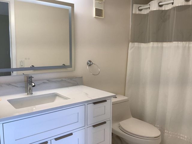 7840 NW 50th Street 107, Lauderhill, FL 33351