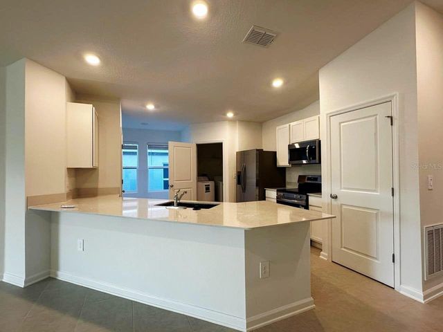 339 PUMA LOOP, Groveland, FL 34736