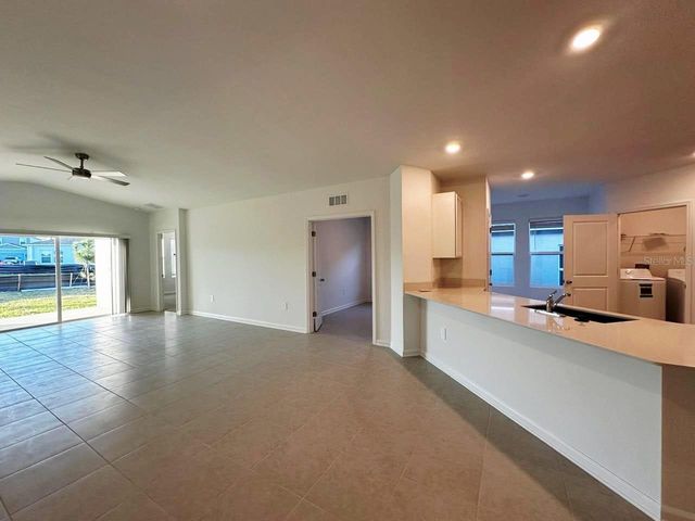 339 PUMA LOOP, Groveland, FL 34736