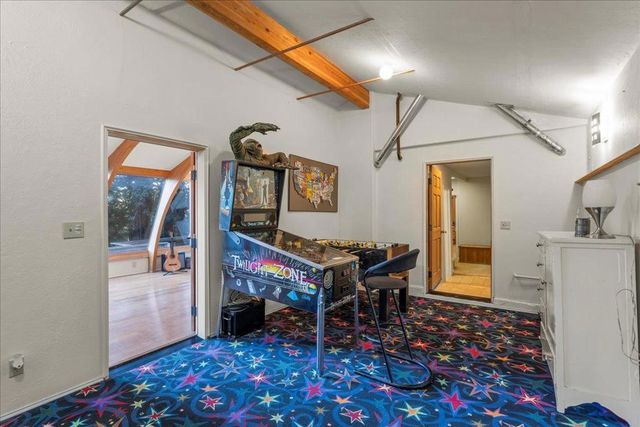 20246 Gist Road, Los Gatos, CA 95033