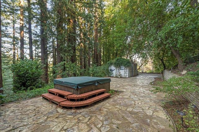 20246 Gist Road, Los Gatos, CA 95033