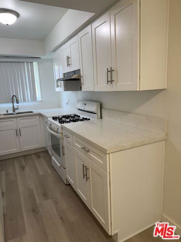 1470 S Sherbourne Drive 4, Los Angeles, CA 90035