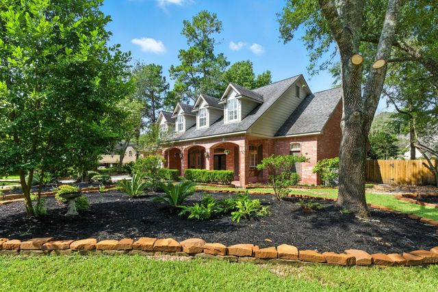 38 King Pine Court, The Woodlands, TX 77382
