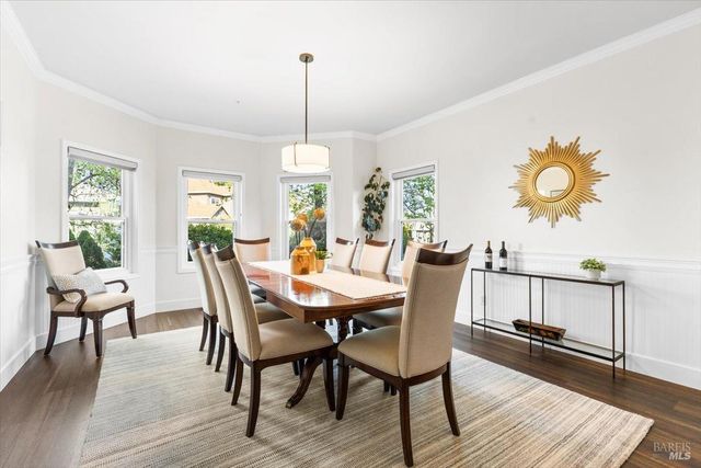 433 Tee Ct, Healdsburg, CA 95448