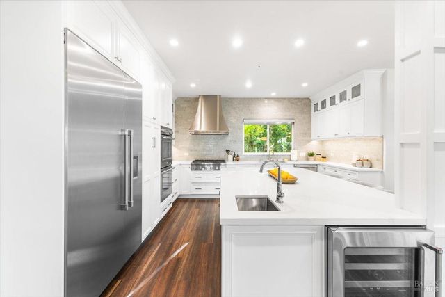 433 Tee Ct, Healdsburg, CA 95448