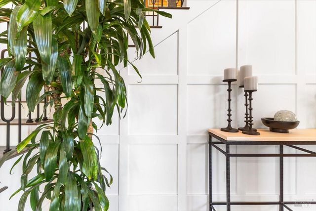 433 Tee Ct, Healdsburg, CA 95448