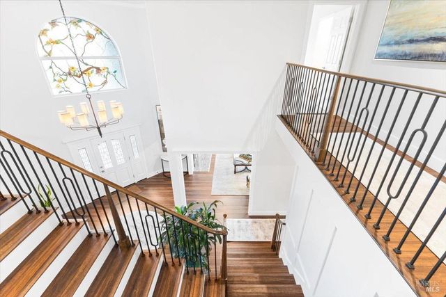 433 Tee Ct, Healdsburg, CA 95448