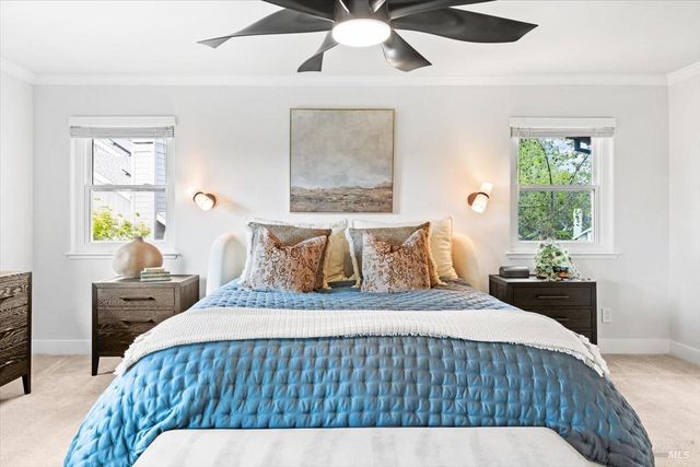 433 Tee Ct, Healdsburg, CA 95448