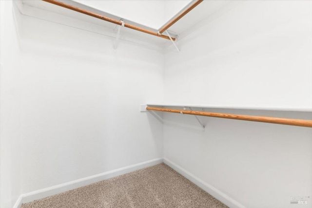 433 Tee Ct, Healdsburg, CA 95448