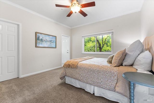 433 Tee Ct, Healdsburg, CA 95448