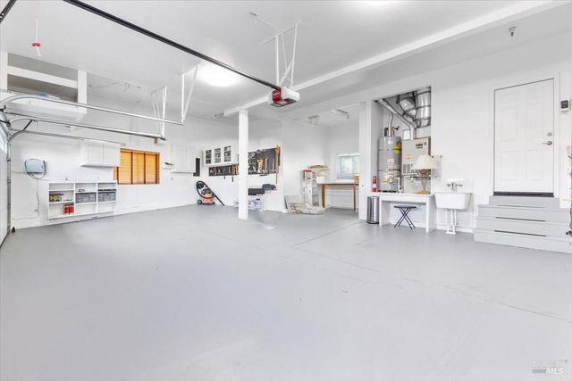 433 Tee Ct, Healdsburg, CA 95448