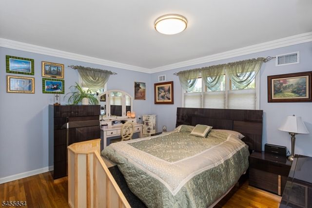 5 Corsi Rd, Bloomfield Twp., NJ 07003
