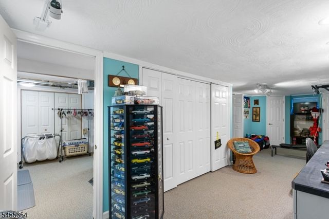 5 Corsi Rd, Bloomfield Twp., NJ 07003