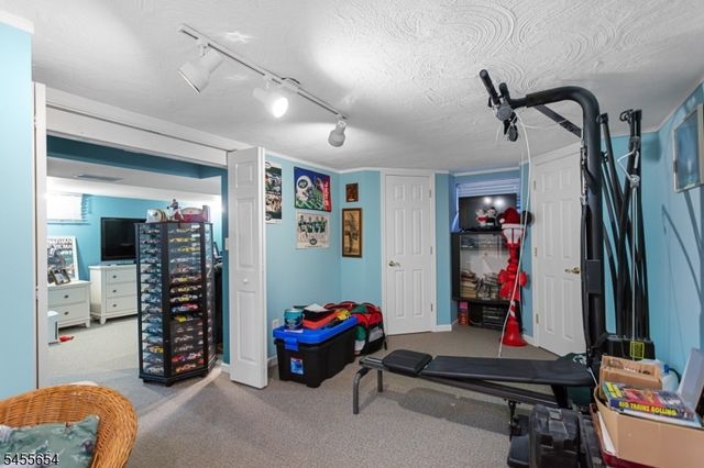 5 Corsi Rd, Bloomfield Twp., NJ 07003