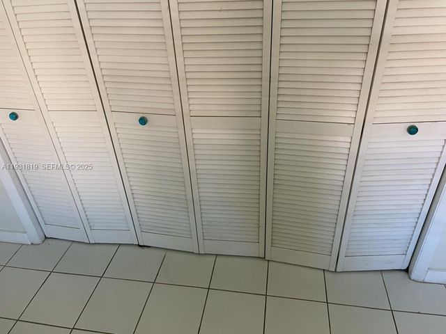 1450 Atlantic Shores Blvd 109, Hallandale Beach, FL 33009