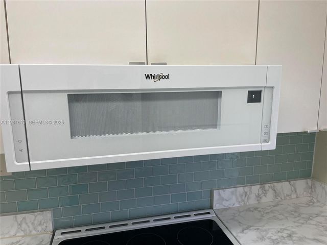 1450 Atlantic Shores Blvd 109, Hallandale Beach, FL 33009