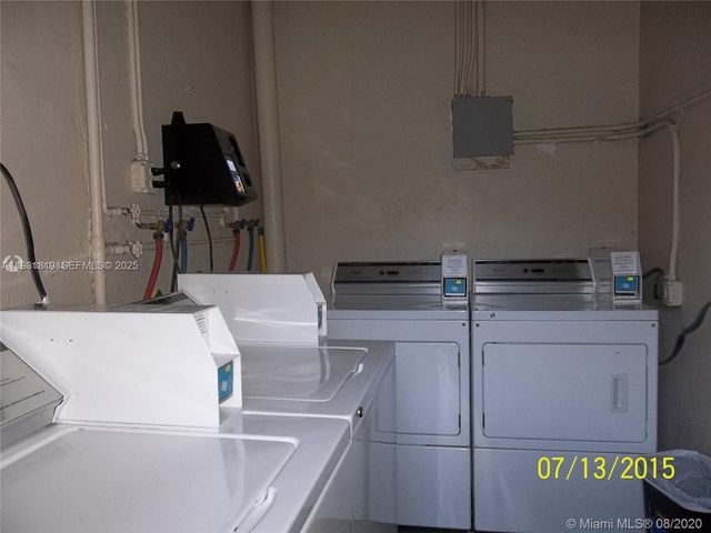 1450 Atlantic Shores Blvd 109, Hallandale Beach, FL 33009