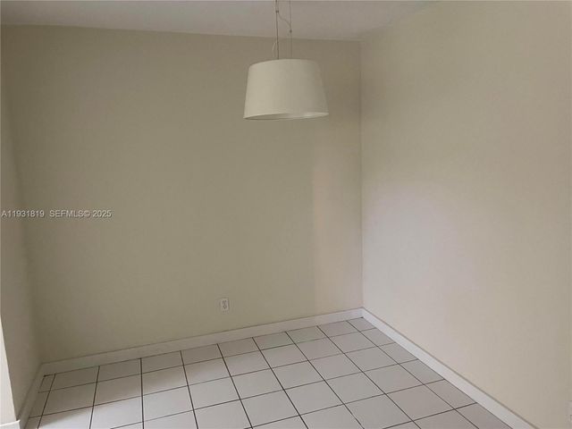 1450 Atlantic Shores Blvd 109, Hallandale Beach, FL 33009