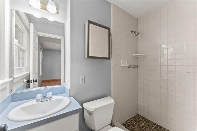 2777 Rosemont Drive NW, Lawrenceville, GA 30044