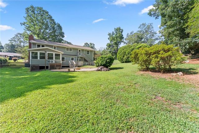 2777 Rosemont Drive NW, Lawrenceville, GA 30044