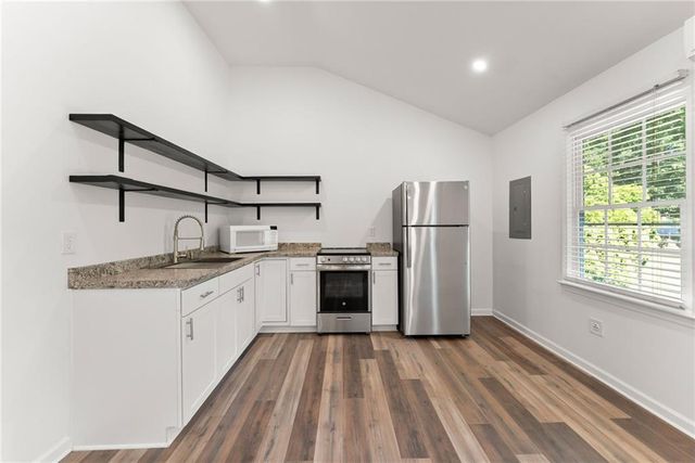 2777 Rosemont Drive NW, Lawrenceville, GA 30044