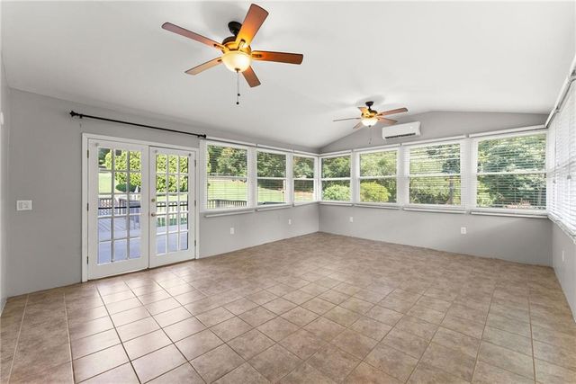 2777 Rosemont Drive NW, Lawrenceville, GA 30044