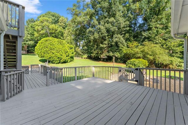 2777 Rosemont Drive NW, Lawrenceville, GA 30044