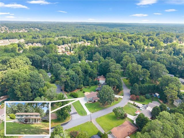 2777 Rosemont Drive NW, Lawrenceville, GA 30044
