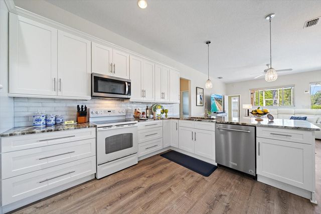 11909 SUMMER MEADOW DRIVE, Lakewood Ranch, FL 34202