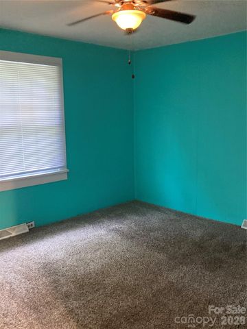 2407 Florida Avenue, Kannapolis, NC 28083