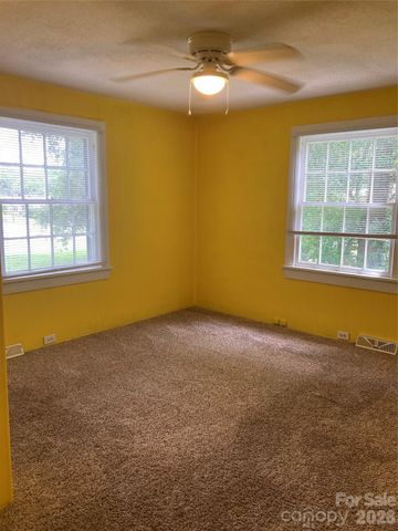 2407 Florida Avenue, Kannapolis, NC 28083
