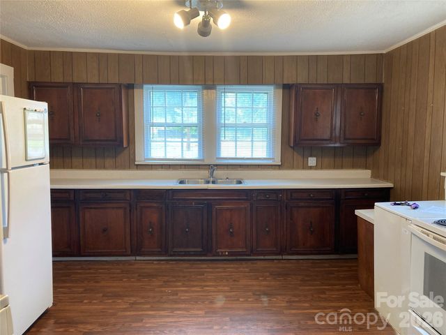 2407 Florida Avenue, Kannapolis, NC 28083