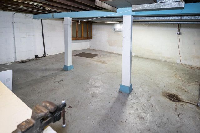 160 N 68th STREET, Milwaukee, WI 53213