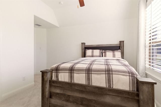 510 Royal Oaks Lane, Oak Point, TX 75068