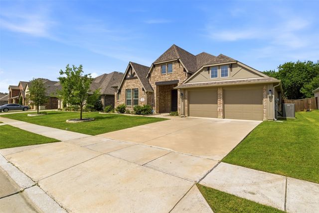 510 Royal Oaks Lane, Oak Point, TX 75068