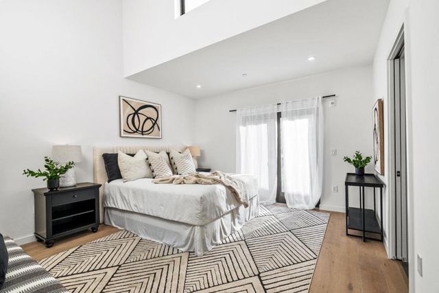 908 Woodside Road, Redwood City, CA 94061