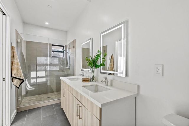 908 Woodside Road, Redwood City, CA 94061