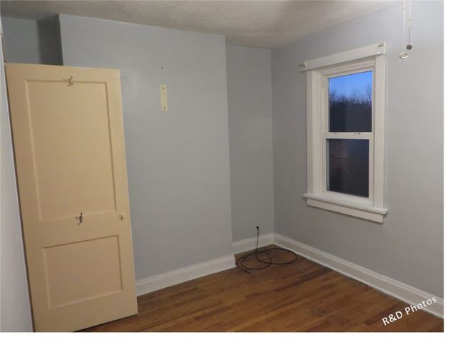 4317 Ludwick St, Squirrel Hill, PA 15217