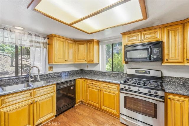 595 Arbula, Crestline, CA 92325