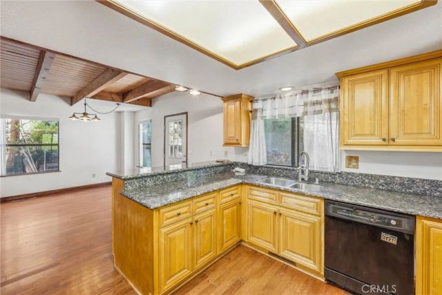 595 Arbula, Crestline, CA 92325