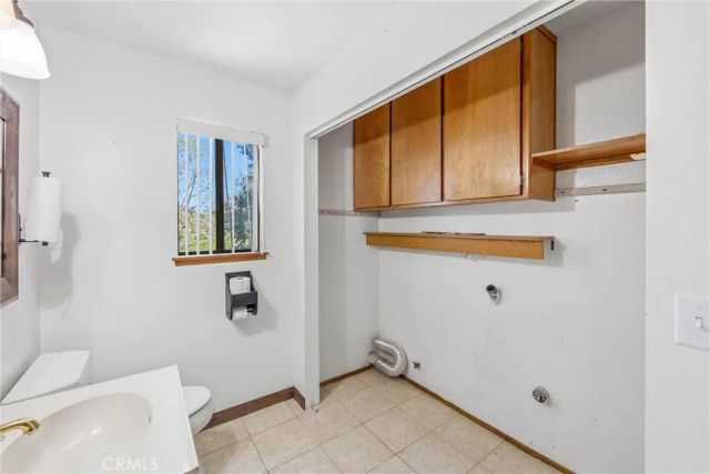 595 Arbula, Crestline, CA 92325