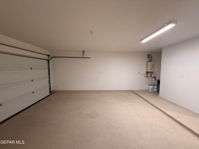 644 Paseo Dulce Avenue, Horizon City, TX 79928